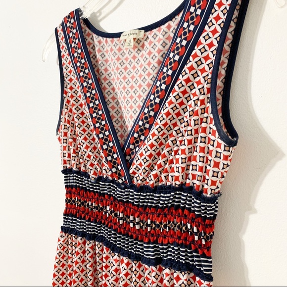 Max Studio Deep V Neckline Sleeveless Smocked Waistline Geometric Dress 🔴⚪️🔵 - Picture 4 of 8